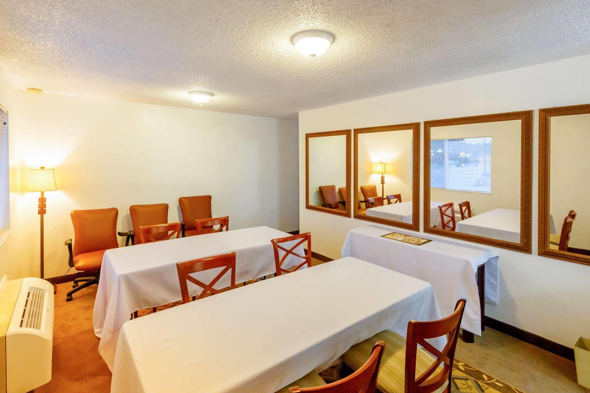 Oyo Hotel Chehalis I-5 South Zewnętrze zdjęcie